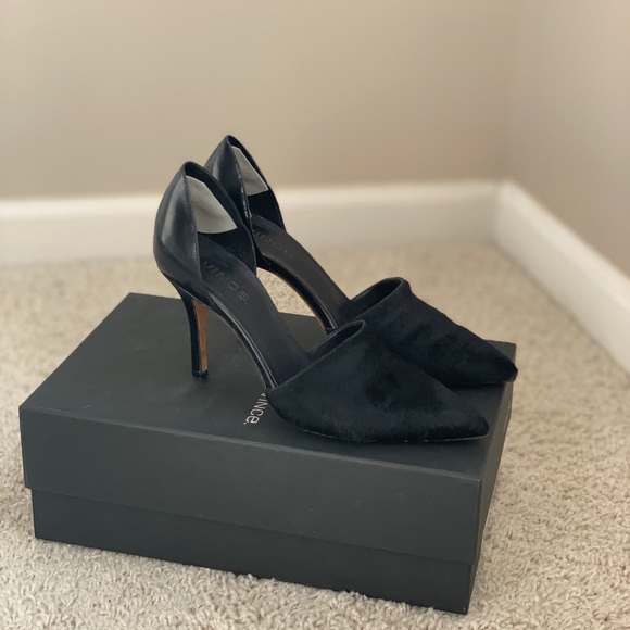 Vince Claire Pump - Picture 2 of 3